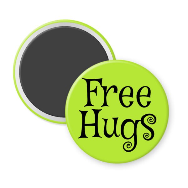 Green magnet with 'Free Hugs' text.